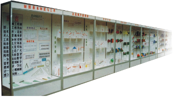 《机械基础》电脑控制声动同步陈列柜