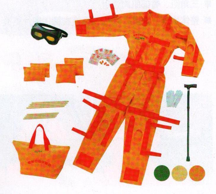 高级着装式老年行动模拟服